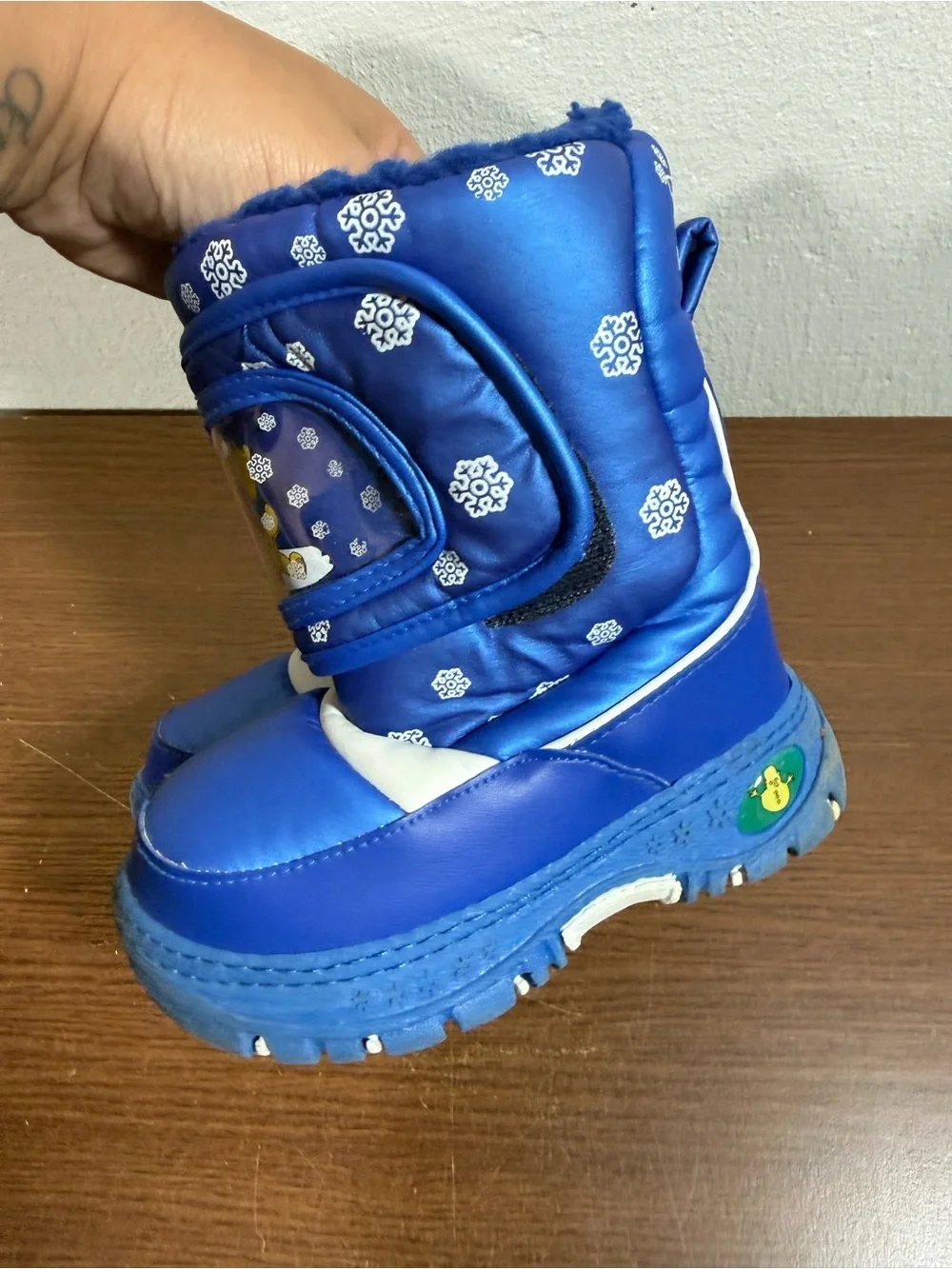 Y2K Pooh Snow Boots Toddler Size 5